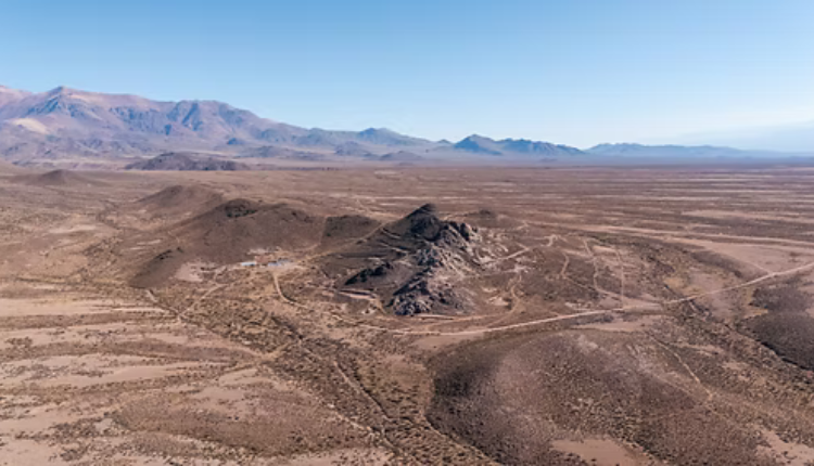 Alfredo Cornejo envió la DIA del proyecto PSJ Cobre Mendocino a la Legislatura