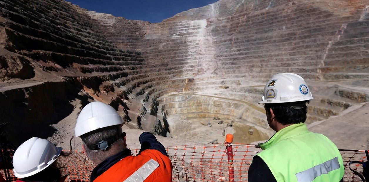 El BID toma a Vaca Muerta como espejo y exige infraestructura previa ante el boom minero